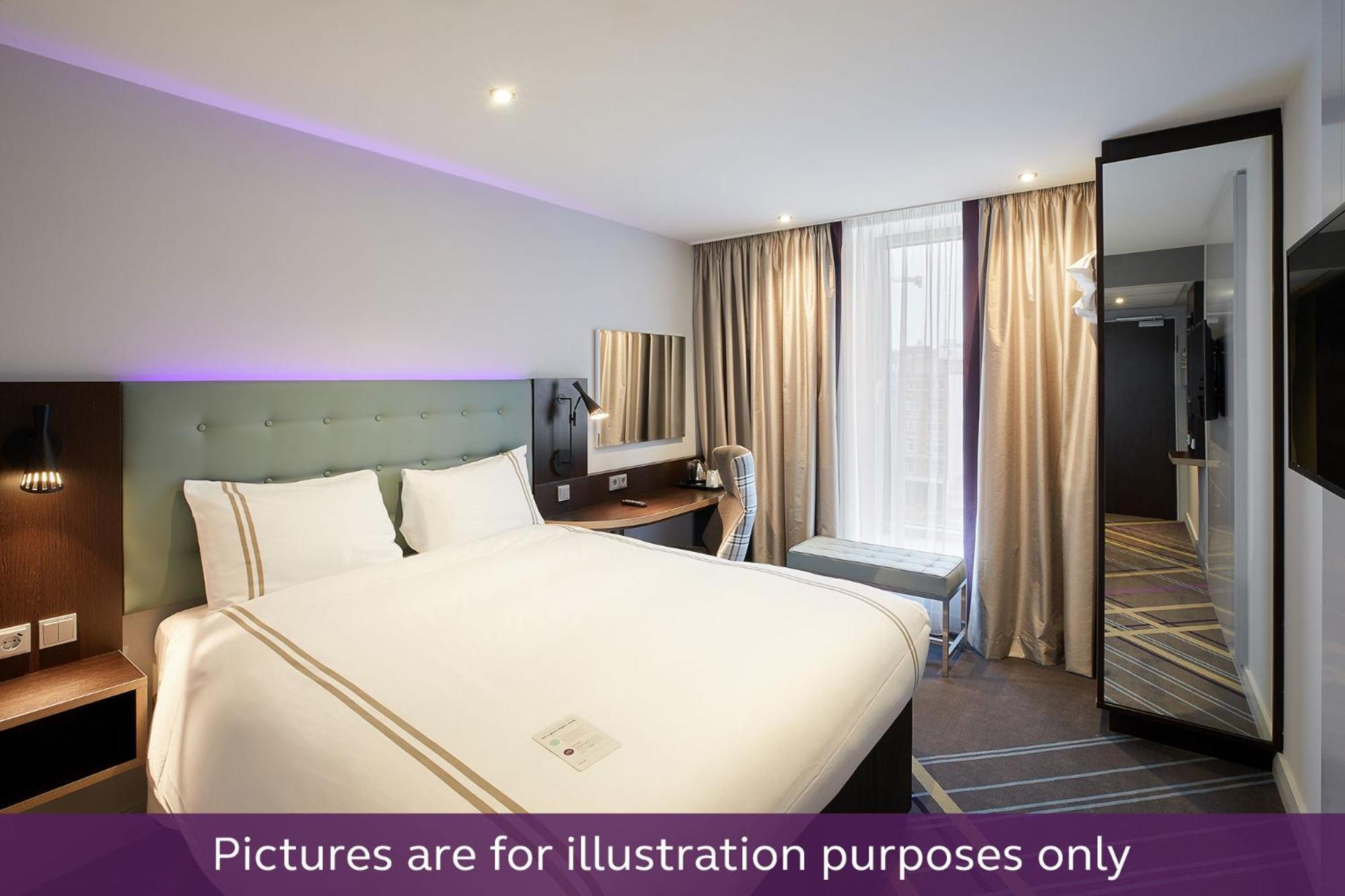 Premier Inn Luebeck City Centre Экстерьер фото